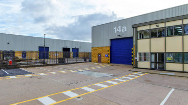 TO LET: Refurbished Industrial Warehouse Unit With Shared Private Gated Yard