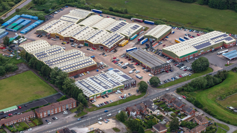 TO LET: Modern Refurbished Warehouse Accommodation
