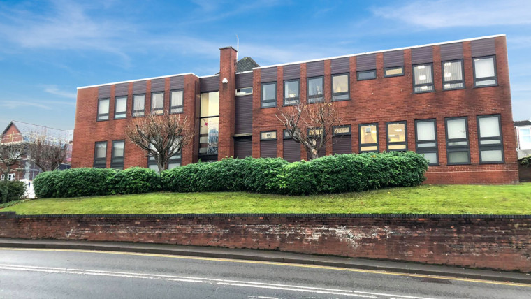 TO LET: Modern-Self Contained Office Space With Dedicated Parking
