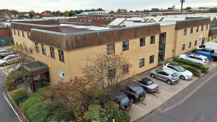 TO LET: Self Contained Ground Floor Office