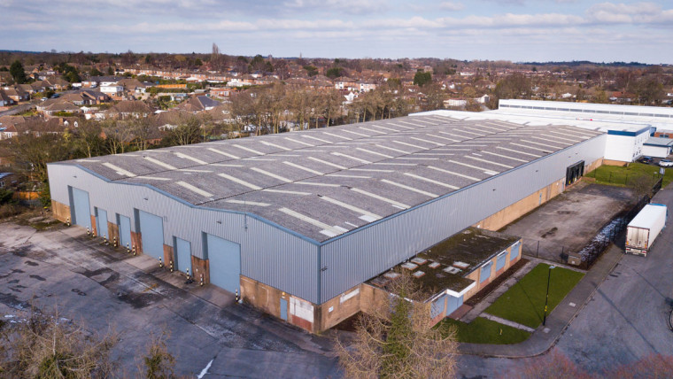 TO LET: Detached Industrial Warehouse with Offices