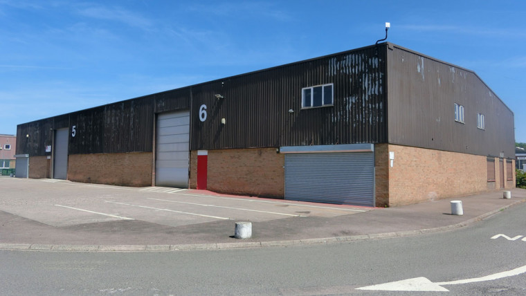 TO LET: Industrial Units