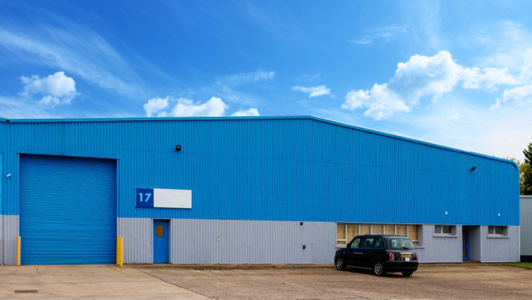 TO LET: Modern Warehouse With Trade Counter Potential