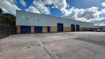 TO LET: Industrial / Warehouse Unit