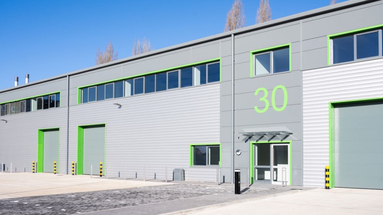 TO LET: New industrial / warehouse unit