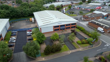 TO LET: Comprehensively Refurbished – Modern Detached Industrial Warehouse Building