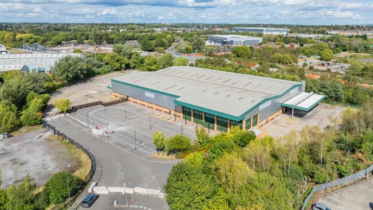 TO LET: Industrial Warehouse Premises