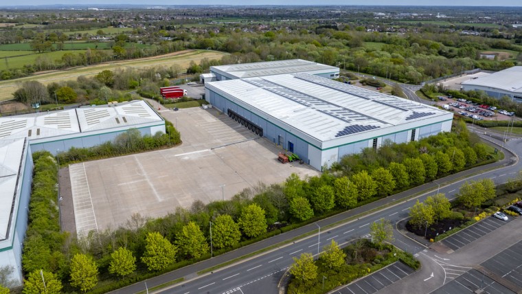 TO LET: Refurbished Modern Warehouse Premises