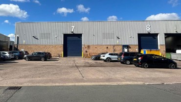 TO LET: Industrial Warehouse/Distribution Unit