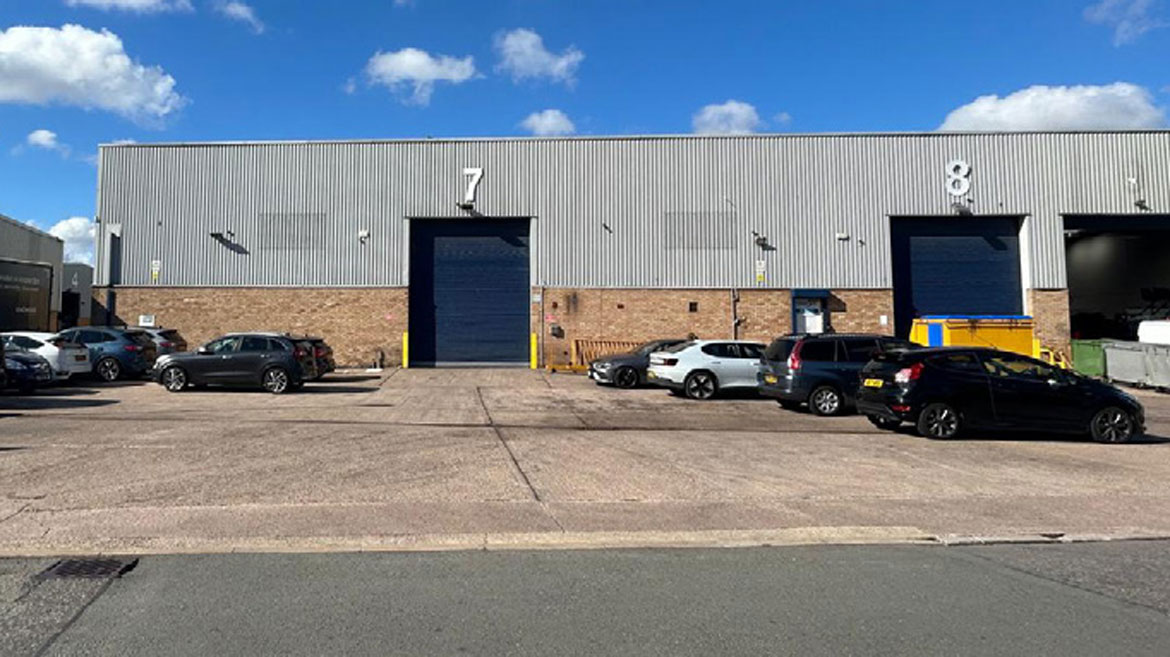 TO LET: Industrial Warehouse/Distribution Unit