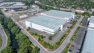 TO LET: Highly Prominent Industrial / Distribution Unit – Under Refurbishment and Available From Q1 2027.